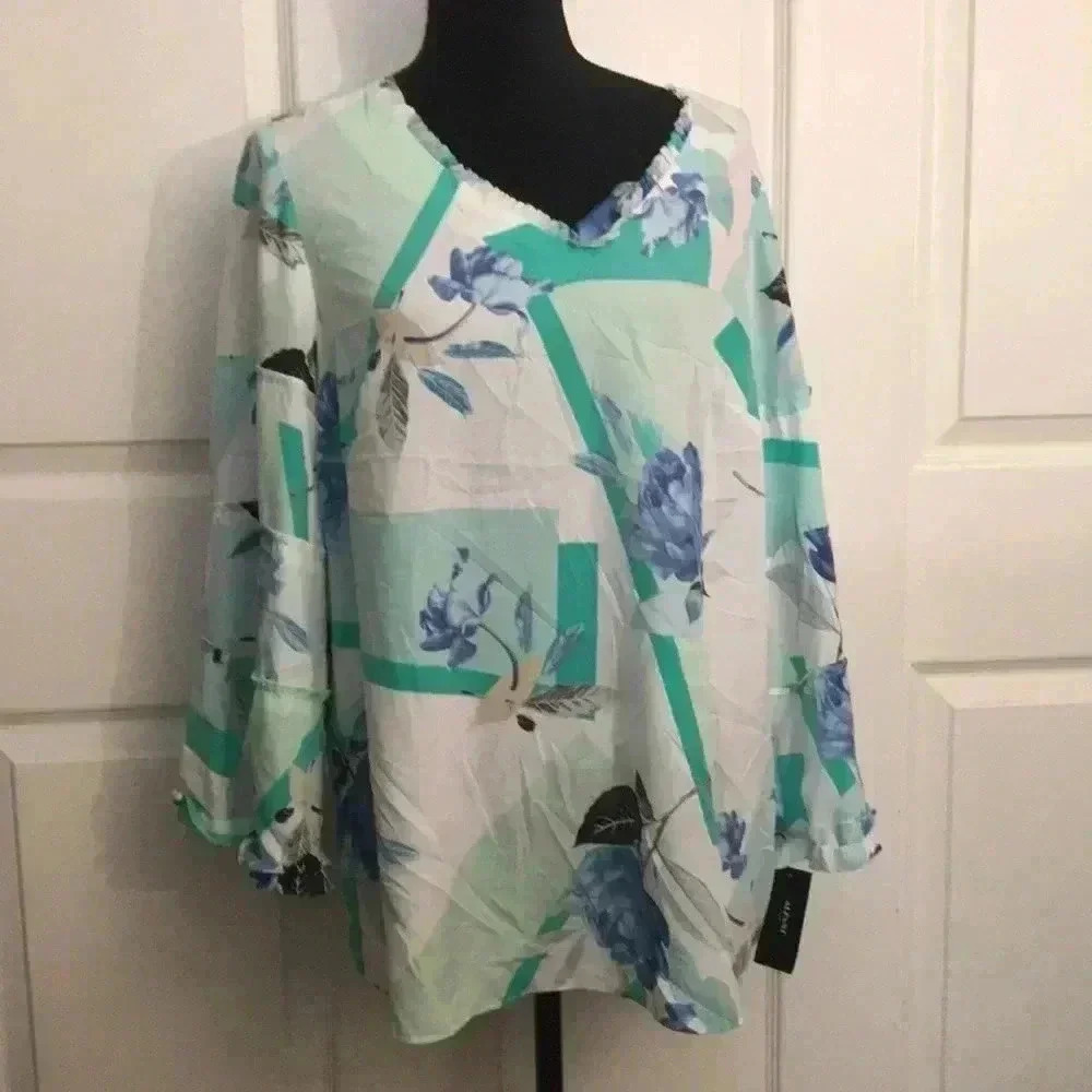 Alfani Women’s Floral Ruffled Blouse Size 0X